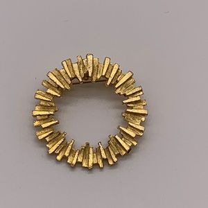 Gold tone Circular Wreath Brooch Pin Textured Sunburst Mid Century Modern MCM